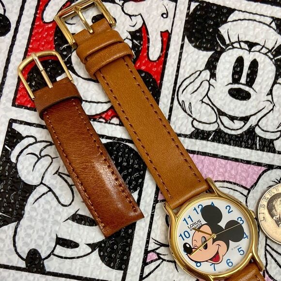 Vintage Disney x Lorus by Seiko Mickey Mouse Bobbing Eye Unisex Watch w Case main image 15
